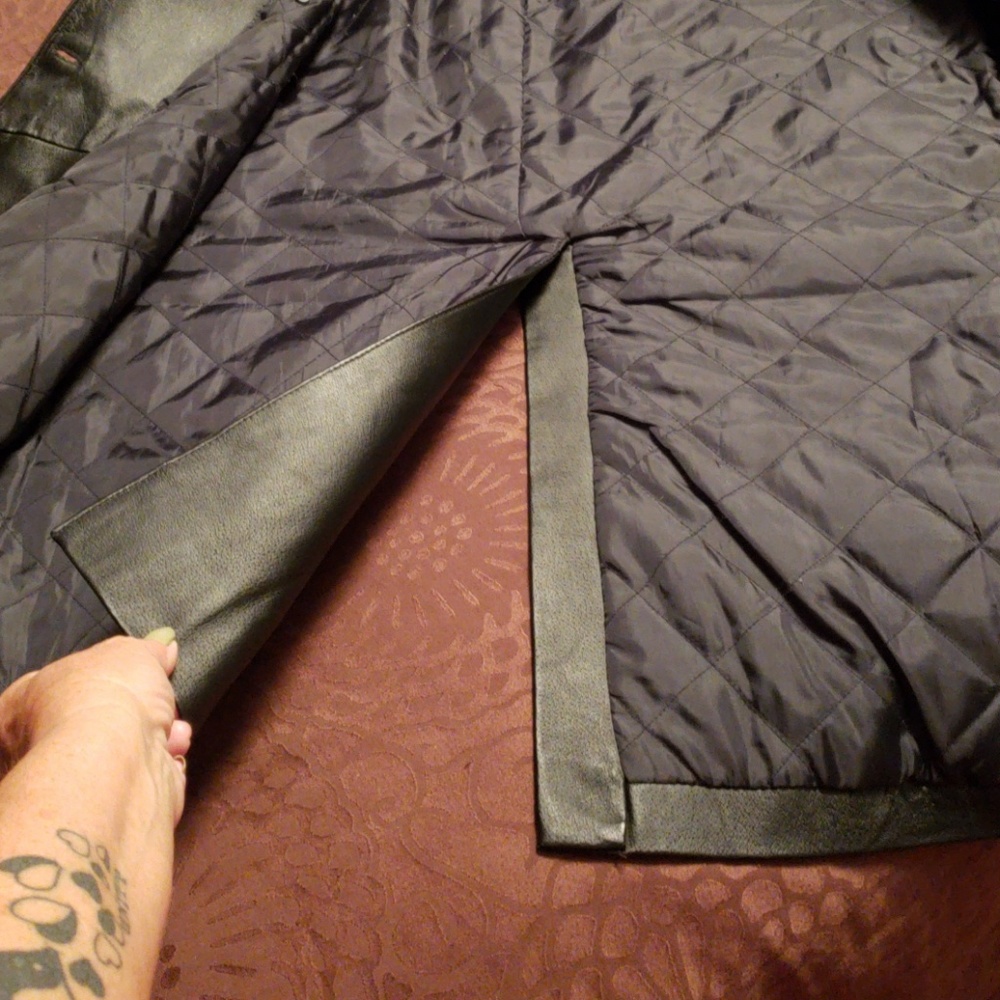 Coat - Picture 4 of 8